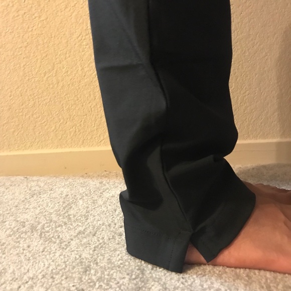 Under Armour Fitted Golf / Work Pants - Picture 3 of 7